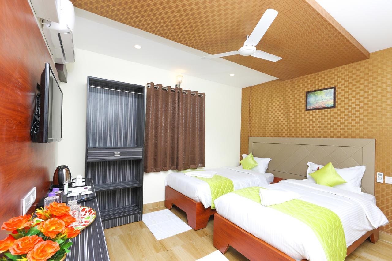 Royal Grand Bed and Breakfast Tambaram Exteriör bild