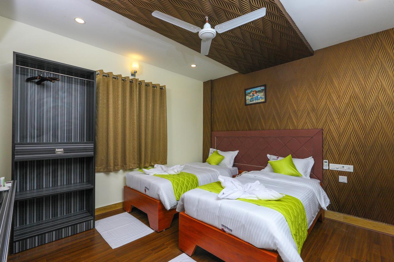 Royal Grand Bed and Breakfast Tambaram Exteriör bild