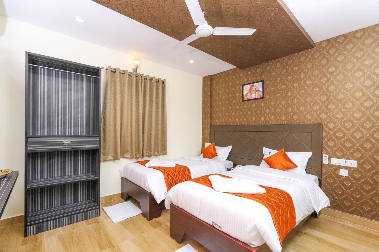 Royal Grand Bed and Breakfast Tambaram Exteriör bild