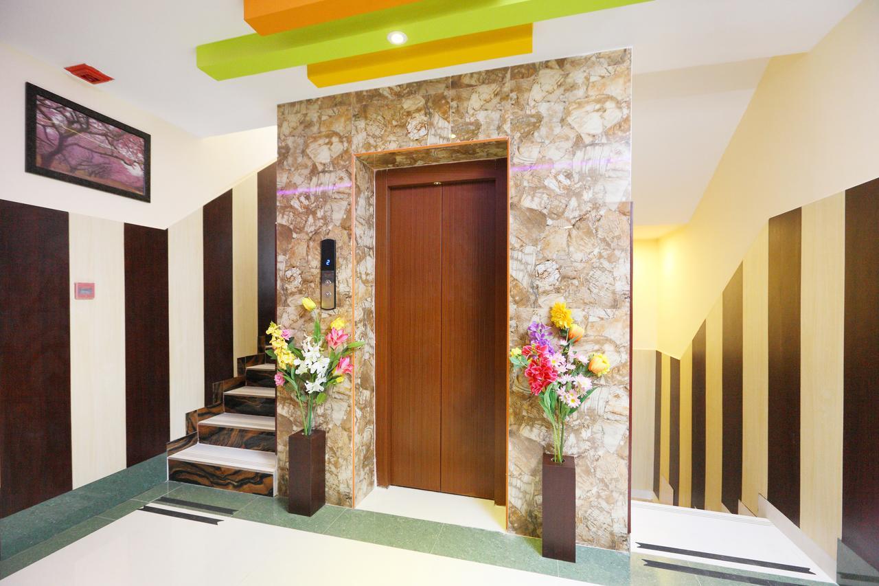Royal Grand Bed and Breakfast Tambaram Exteriör bild